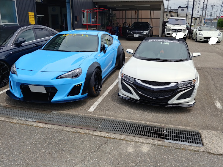 S660のS660・86・SSX-660R・リバティーウォーク・オーバーフェンダーに関するカスタム事例の投稿画像2枚目