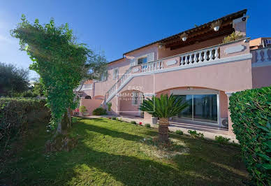 Maison avec piscine et terrasse 20