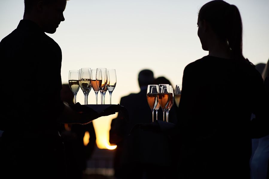 Fotografo di matrimoni Vladimir Khaptinskiy (nonstopfoto). Foto del 27 ottobre 2019