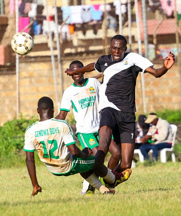 Part of the action between Homabay and Nakuru in the semifinals of the Talanta Hela U19 football tournament at Utalli grounds.