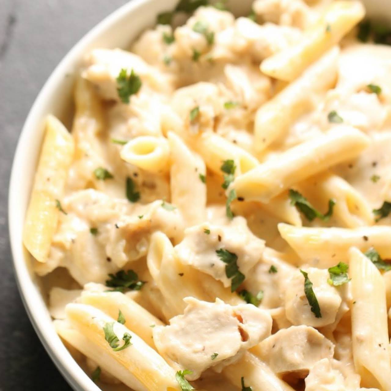 One Pot Cheesy Chicken Alfredo