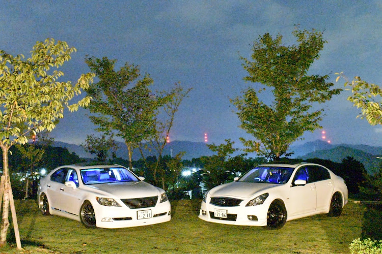 LSの京相一家・エアサス最高・LS・夕日と愛車・V36に関するカスタム事例の投稿画像6枚目