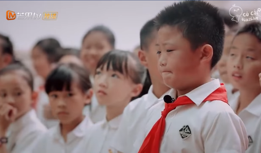 Cậu bé Tiền Trí Viễn - bạn cùng bàn của Trần Khiết