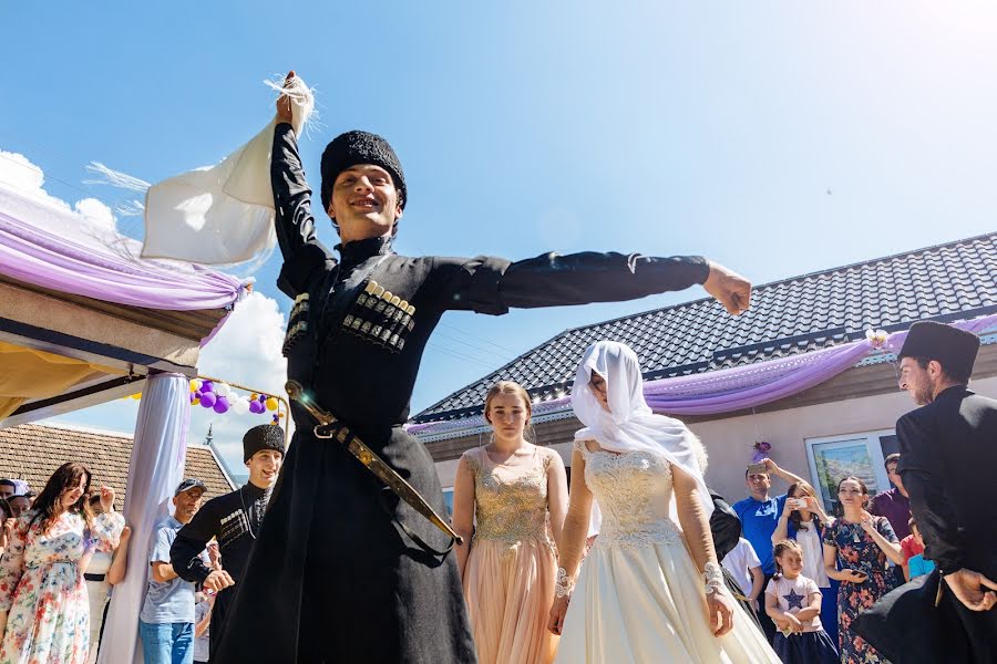 Wedding photographer Eldar Gurtuev (elguru). Photo of 28 July 2017