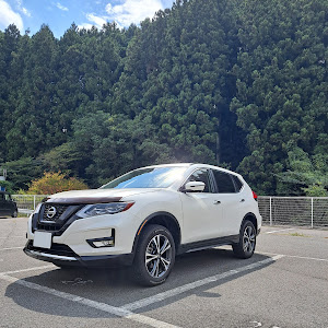 エクストレイル NT32