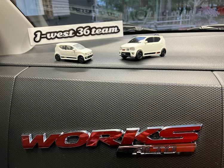 アルトワークスのレイズナット・J west36teamに関するカスタム事例の投稿画像1枚目
