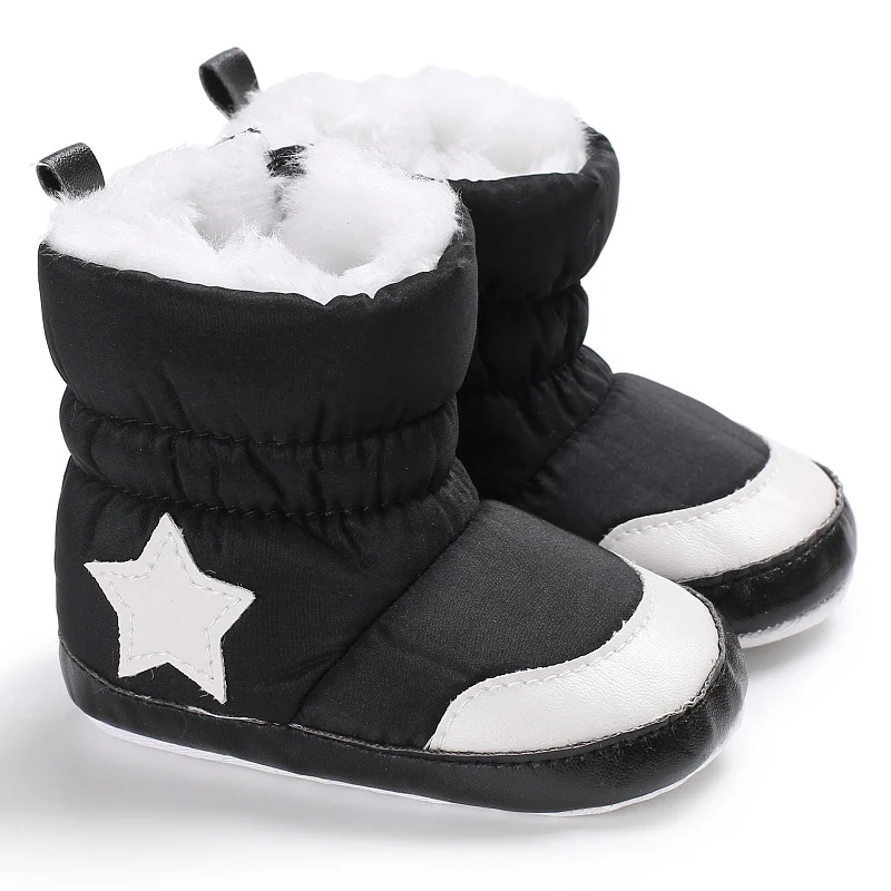 Title 5, Botas de nieve con suela blanda y estrella de c...