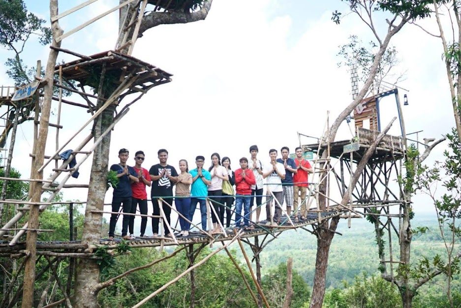 Wisata Bukit 7 Tawarkan Spot Foto Unik