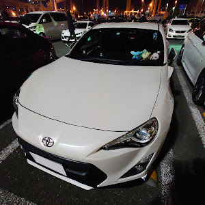 86