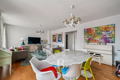 Apartment 5