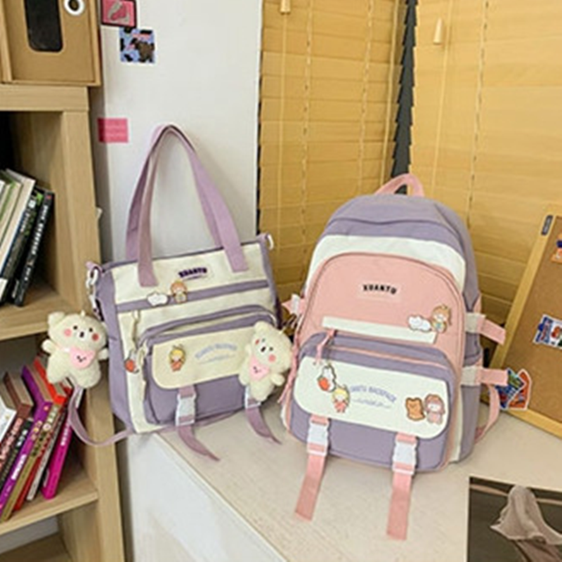 Sac à dos coréen tendance, grande capacité, polyvalent et assorti à tout. Idéal pour l'école, le travail ou les voyages. Un incontournable.