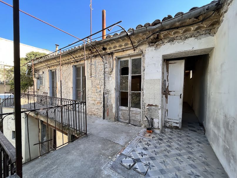 Vente appartement 4 pièces 150 m² à Nimes (30000), 200 000 €