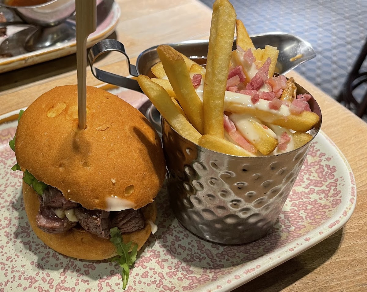 Gluten-Free Fries at The Elephant Pub And Bakehouse