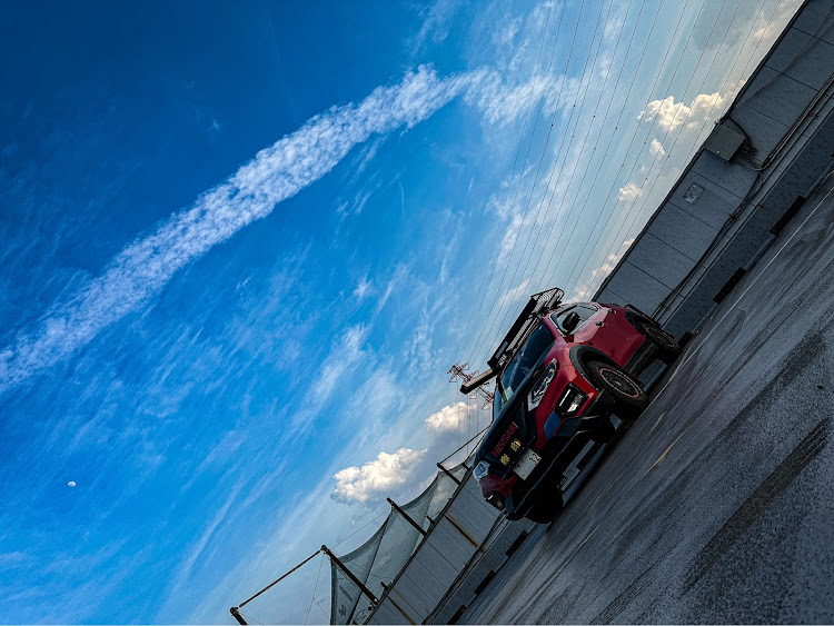 エクストレイルのNISSAN・SUV男子・エクストレイルT32・７月もよろしくお願いいたします・空と愛車に関するカスタム事例の投稿画像2枚目