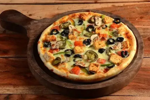 Tandoori Paneer Pizza