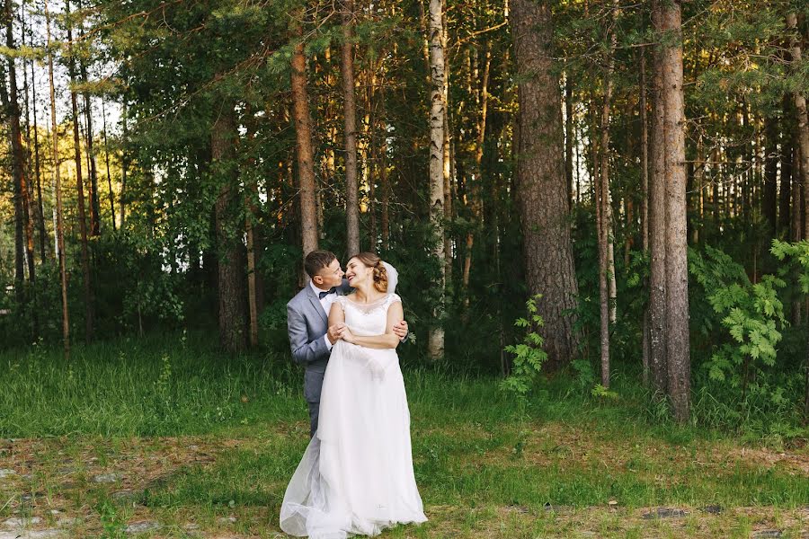 Photographe de mariage Olesya Malienko (andromeda86). Photo du 24 juillet 2017