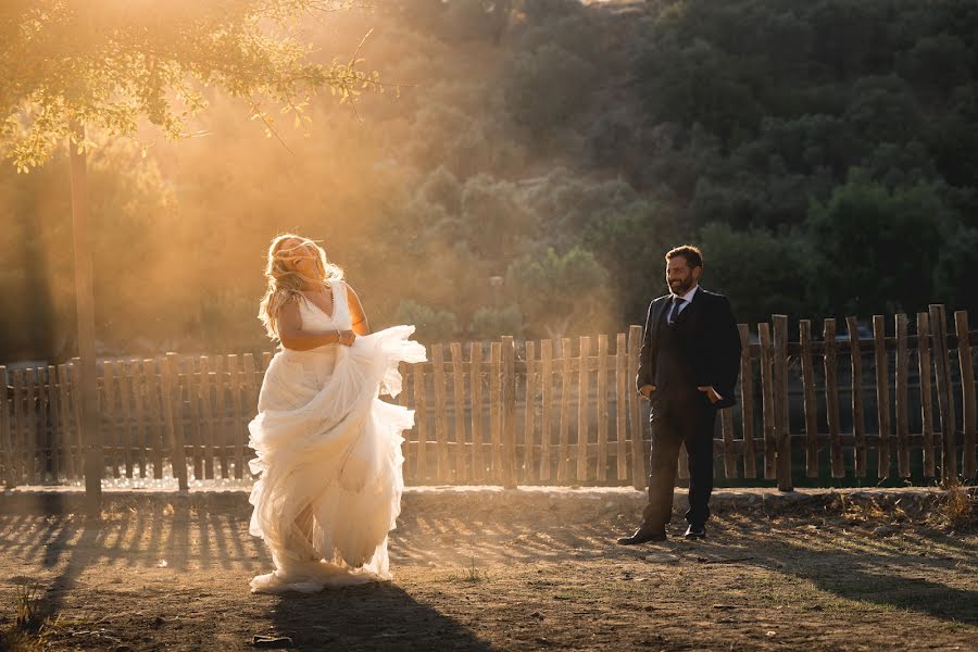 Wedding photographer Giannis Manioros (giannismanioro). Photo of 9 August 2023