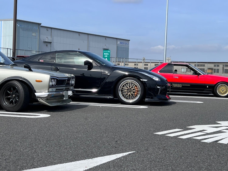 NISSAN GT-Rのスガスペック・BBS LM DG-BKBD・集まれ！カーマニア・Rと走る歓び・Rと共に走るに関するカスタム事例の投稿画像4枚目