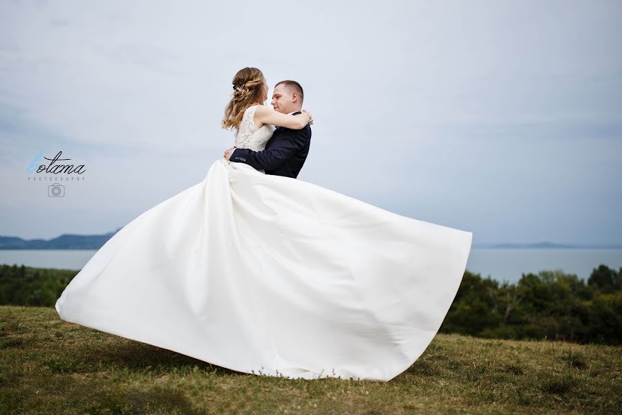 Fotografo di matrimoni Tamás Boros (botamaphoto). Foto del 25 febbraio 2019