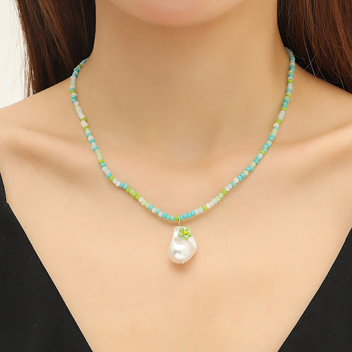 Title 1, Green crystal beaded necklace, female flower de...
