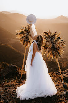 Fotógrafo de casamento Mger Sargsyan (mhersargsyan). Foto de 12 de outubro 2023