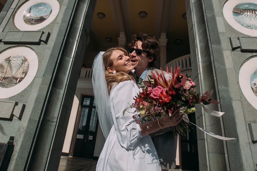 結婚式の写真家Maksim Kolomychenko (maxcol)。2022 6月14日の写真