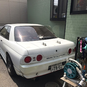 スカイライン R32