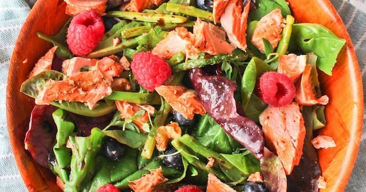10 Best Mixed Green Salad with Salmon Recipes Yummly