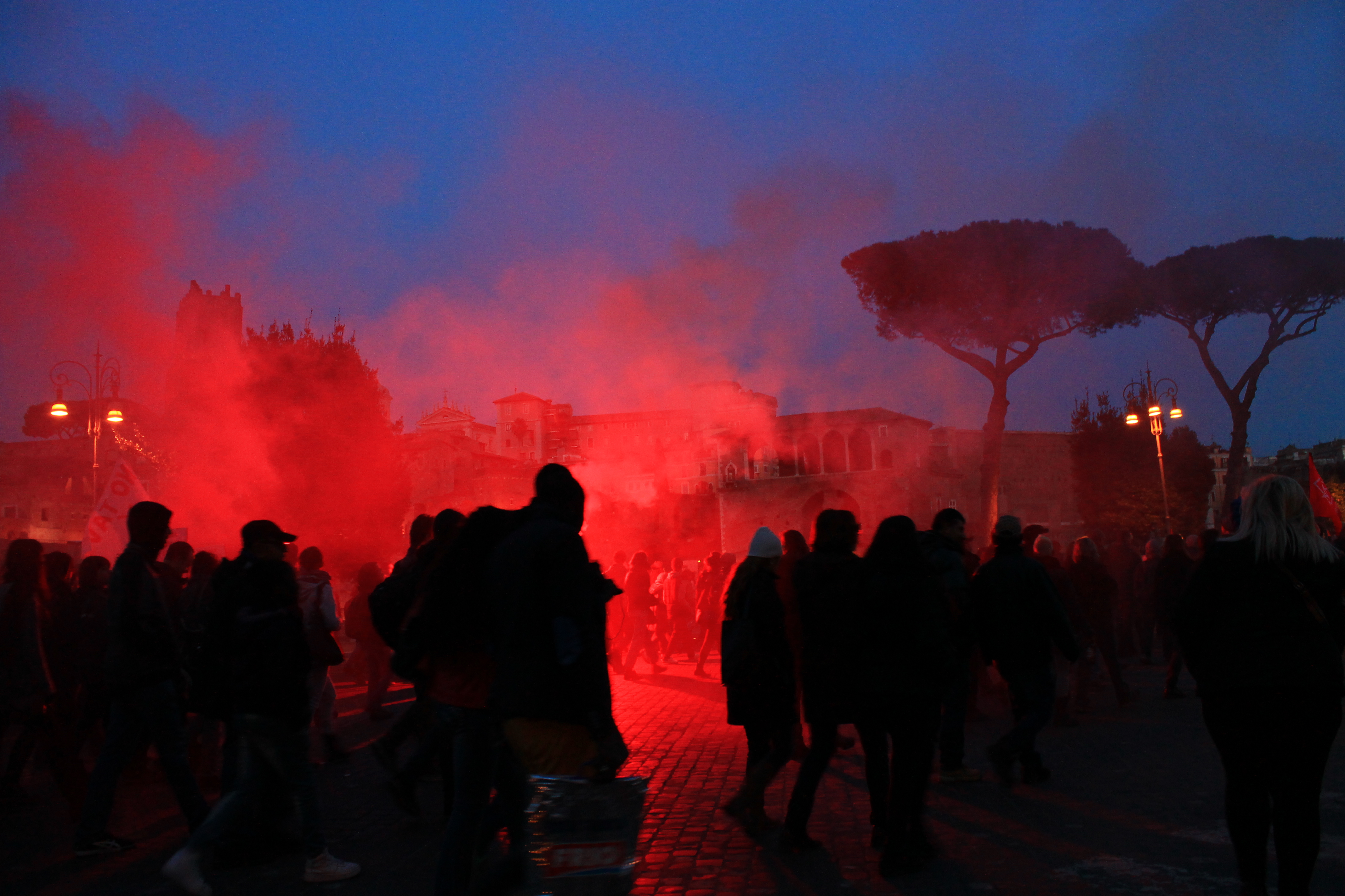 Bagliori romani di camilla_carassiti