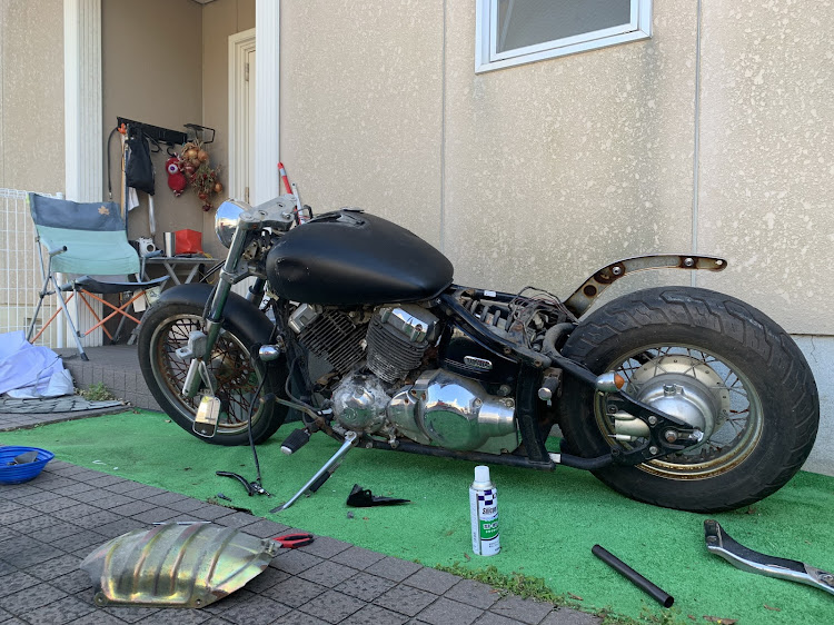 KT100のドラッグスター・トライク・カスタムに関するカスタム事例の投稿画像2枚目