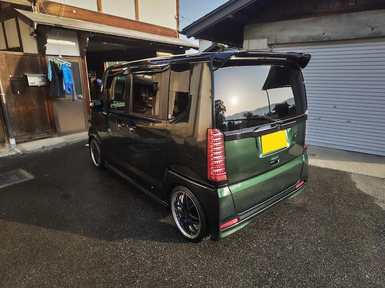 Nボックスカスタムの綺麗なうちに撮影・緑亀・洗車・ピッカピカ・春の交通安全運動に関するカスタム事例の投稿画像6枚目