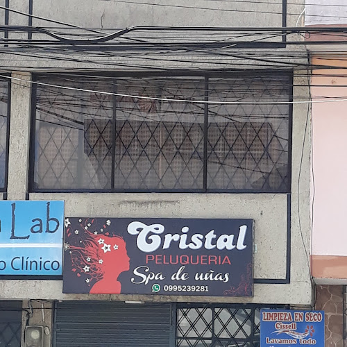 Opiniones de Cristal Peluqueria en Quito - Peluquería