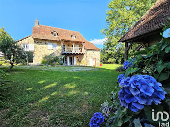 maison à Saint-Céré (46)