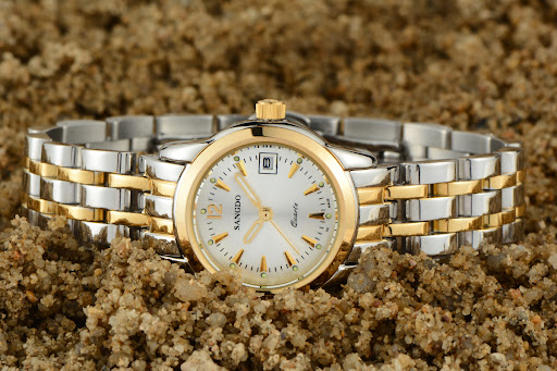 Title 8, Elegant Simple Girl Watch QUARTZ Charm Female W...