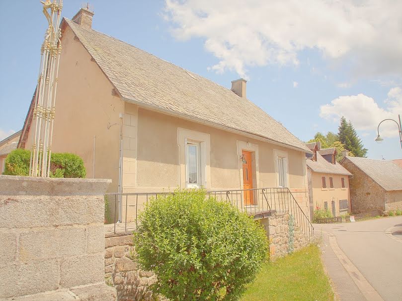 Vente maison 3 pièces 80 m² à Saint-Merd-la-Breuille (23100), 72 000 €