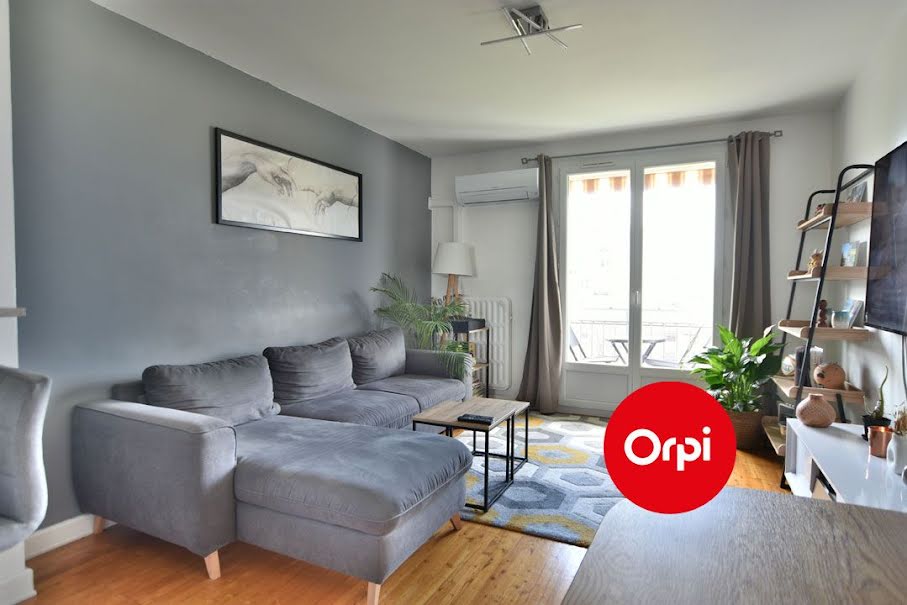 Vente appartement 3 pièces 56 m² à Saint-Priest (69800), 169 000 €