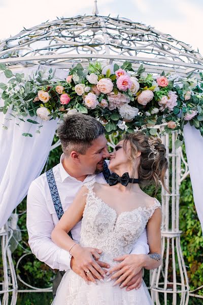 Fotógrafo de casamento Anna I Ilya Ivanovy (annailyaido). Foto de 15 de agosto 2019