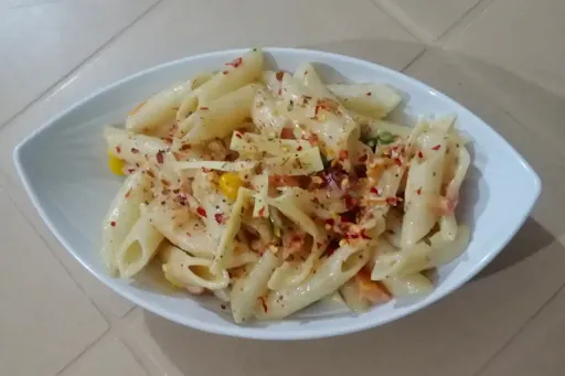 White Sauce Pasta