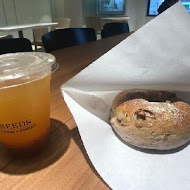 Reeds Coffee & Bakery(中山店)