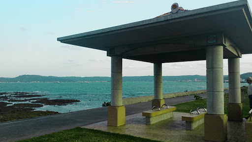 Rest table / Nishihara Kirakira beach