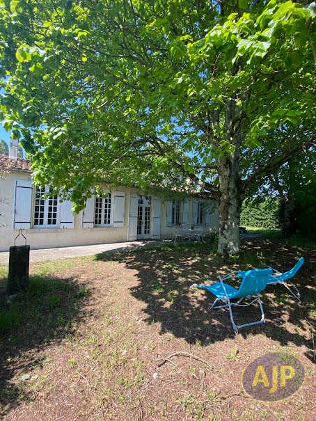 Vente maison 4 pièces 146 m² à Gaillan-en-Médoc (33340), 318 000 €