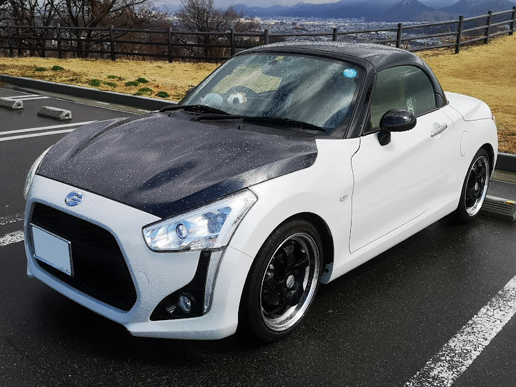 コペンのホイール交換・マフラー交換・コペン・車高調取付に関するカスタム事例の投稿画像1枚目