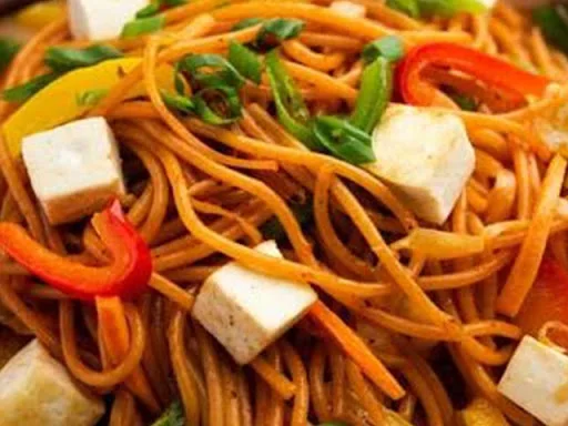 Paneer Singapuri Chowmein