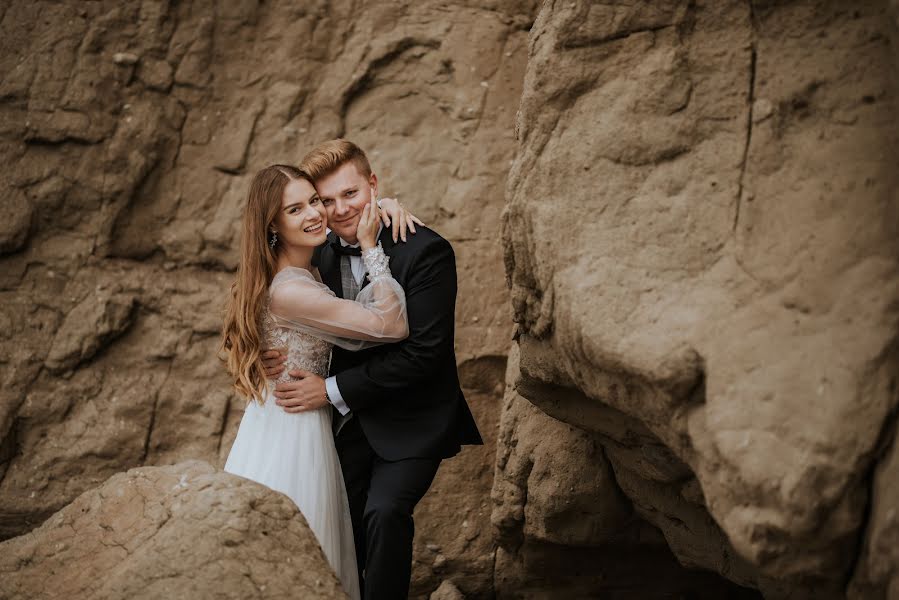 Fotógrafo de casamento Edyta Kowalska (kowalskafoto). Foto de 17 de fevereiro 2023