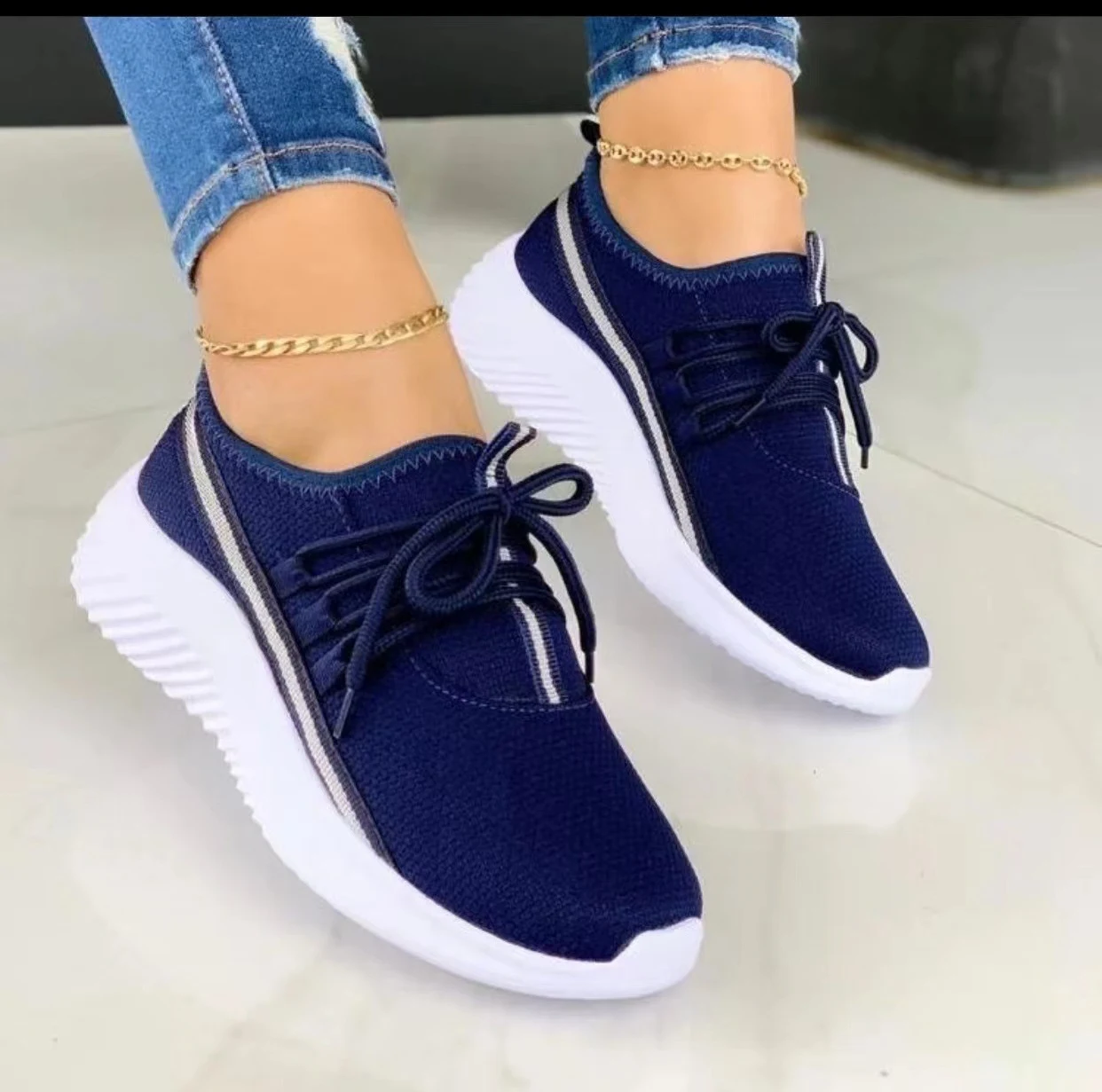 Sneakers a Strisce da Donna Scarpe Sportive Comfort e Stile per lo Sport e il Tempo Libero Design Traspirante e Moderno Ideali per Corsa e Allenamento