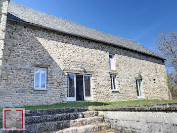 maison à Saint-Pardoux-la-Croisille (19)