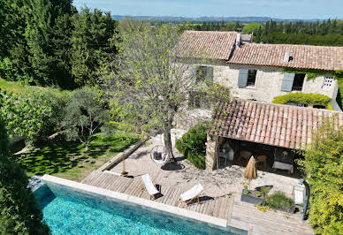 Maison avec piscine et terrasse 8