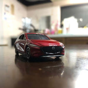 MAZDA3