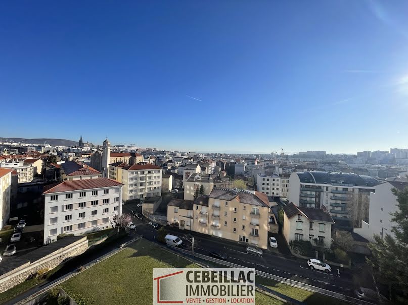 Location meublée appartement 1 pièce 11 m² à Clermont-Ferrand (63000), 435 €