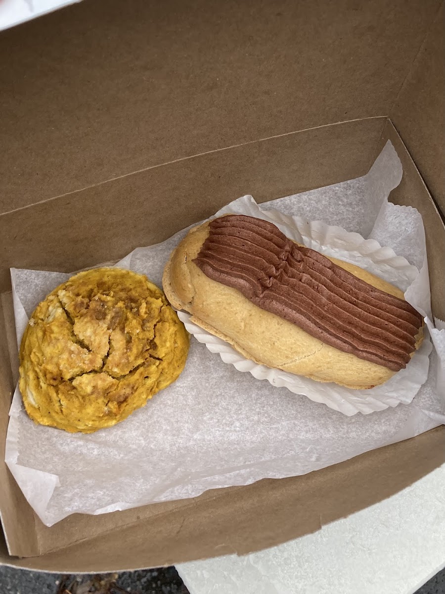 pumpkin scone and chocolate eclair